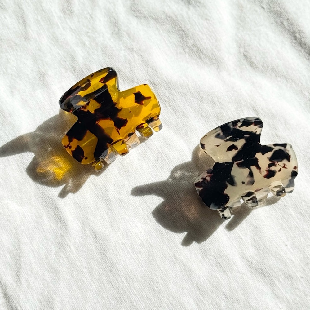 Pair of tortoiseshell Havana acrylic hair clips